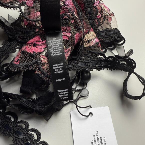 NWT FOR LOVE & LEMONS Garter Belt Sz XXS Floral Embroidered - Picture 5 of 5